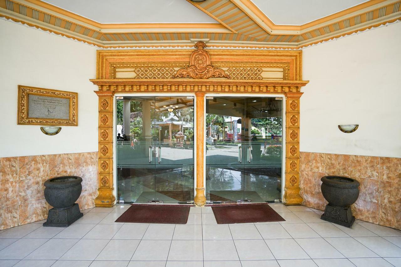 פרובולינגו Bromo View Hotel מראה חיצוני תמונה